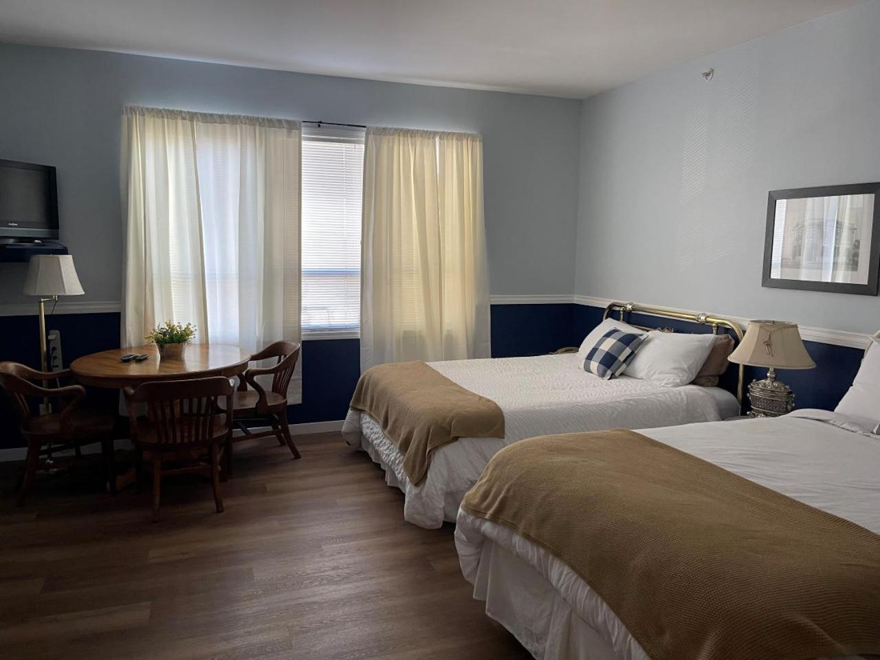 Royal Hotel Chilliwack Extérieur photo