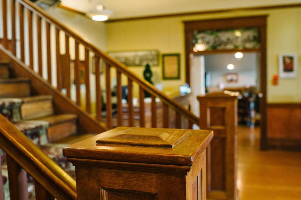 Royal Hotel Chilliwack Extérieur photo